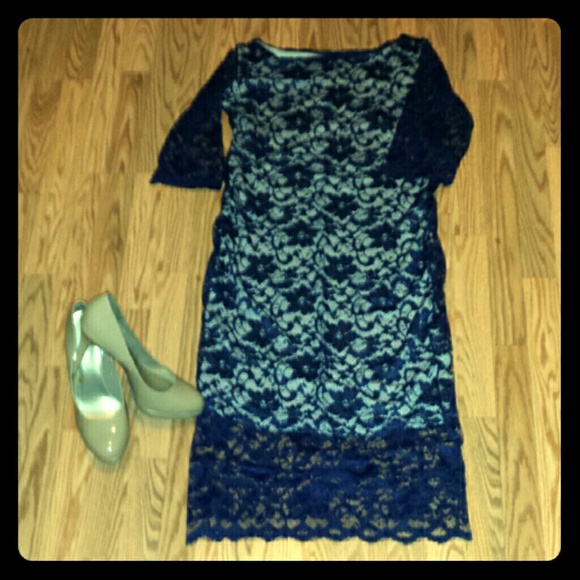 Navy/nude Lace Dress