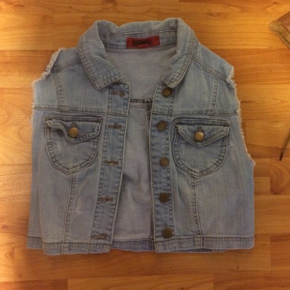 Cute Forever 21 denim vest!