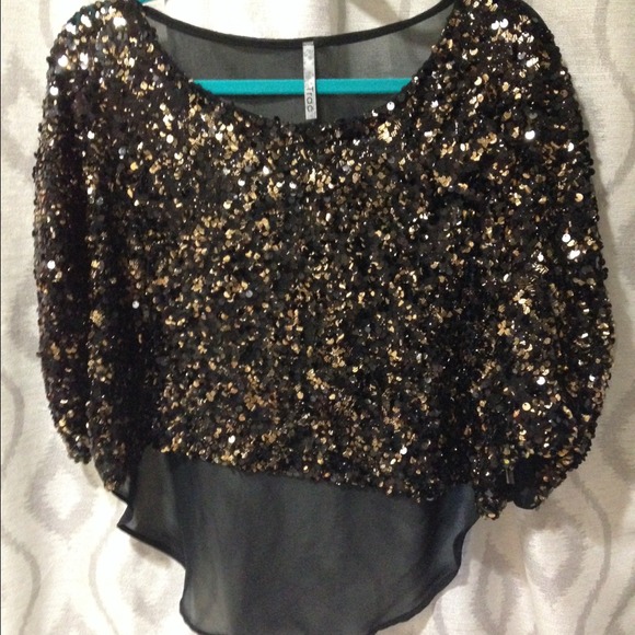 Black & gold sequin, sheer back, 3/4 sleeve top