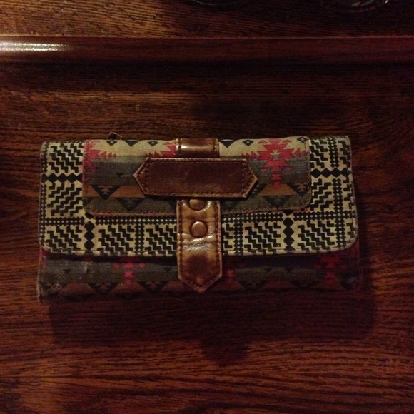 wallet - Picture 1 of 2