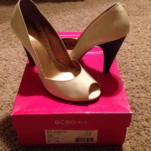 Bcbg heels