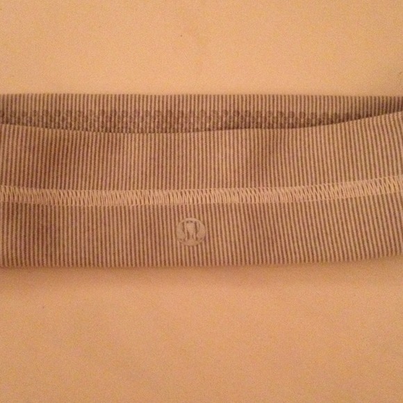 Never worn lululemon headband