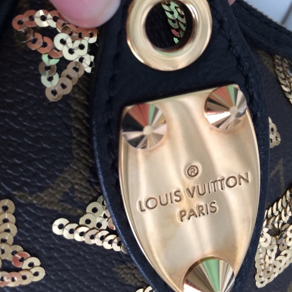 Limited Edition Louis Vuitton Pouchette - Picture 2 of 4