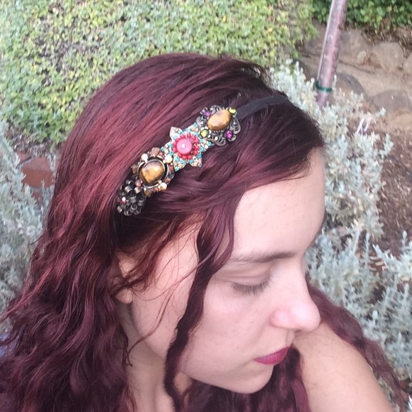 GIFTED - Exquisite jeweled headband for fall