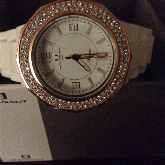 Brand new Rose gold plated watch. - Picture 2 of 3