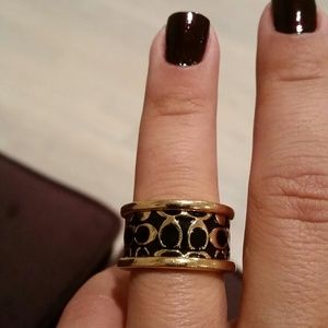 COACH Black & Gold signature enamel ring