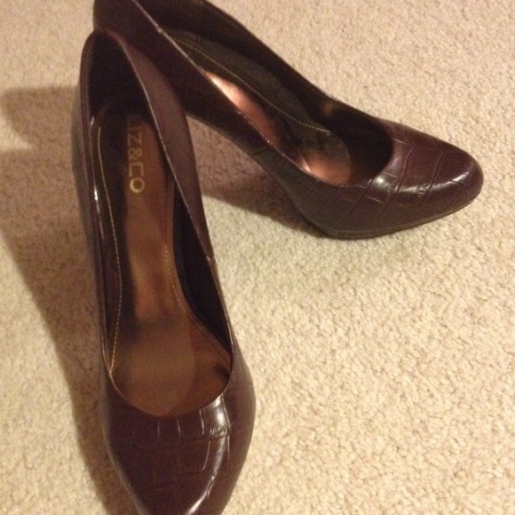 Stunning brown Liz&co high heel shoes