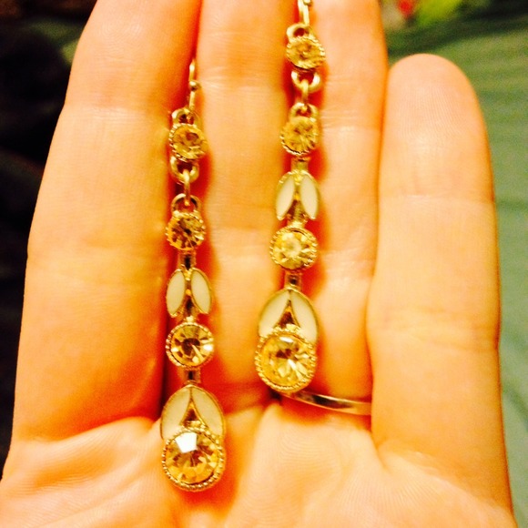 Rose gold tone earrings