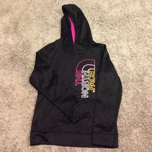 Black North Face hoodie!