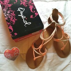 Qupid sandles