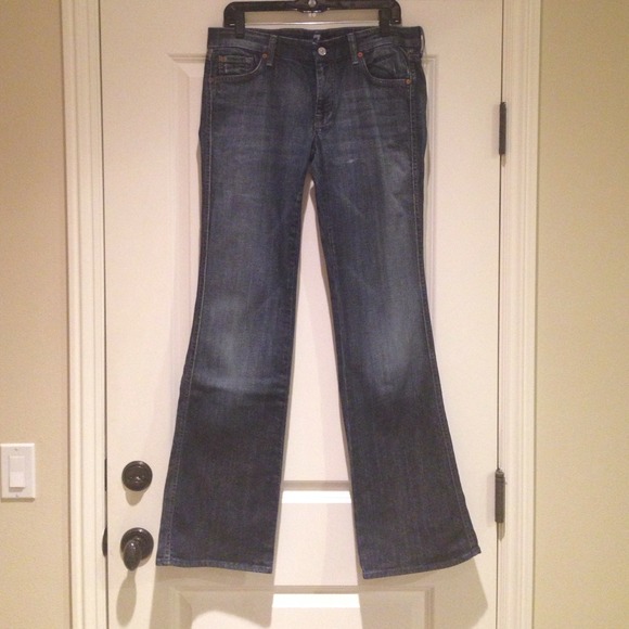 Seven Jeans-  Rhinestone A pocket jeans, Size 31