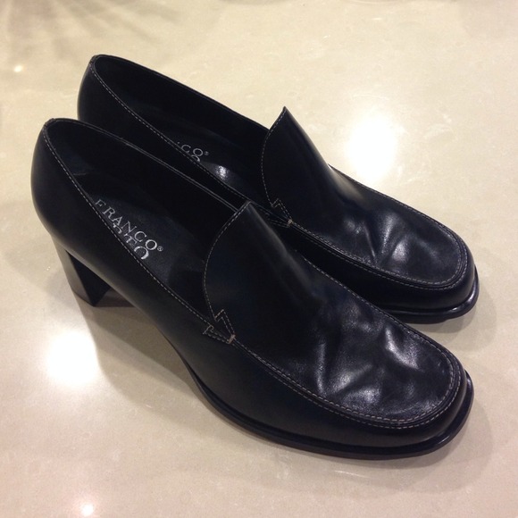 Like new!  Worn once!