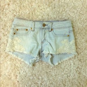 American Eagle shorts with lace detailing