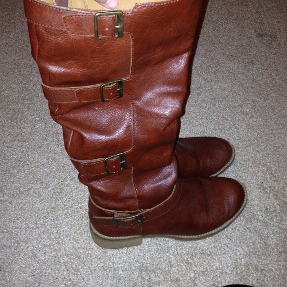 Brown riding boots size 7