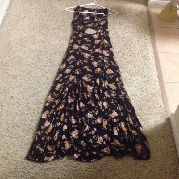 Brandy Melville Floral Cutout Maxi Dress