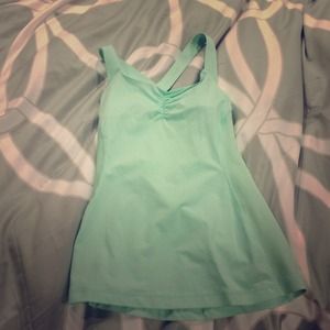 Lululemon core kicker tank