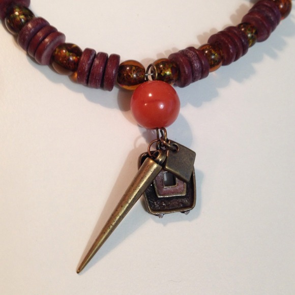 Necklace - Picture 4 of 4