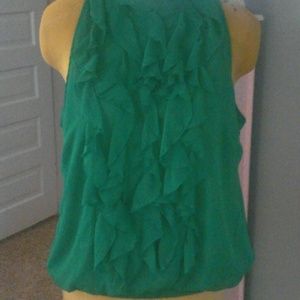 Gorgeous emerald green top!
