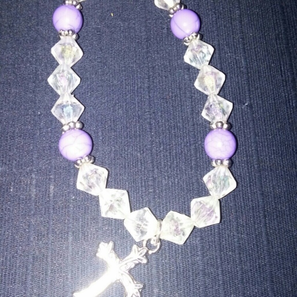 Purple cross bracelet - Picture 1 of 1