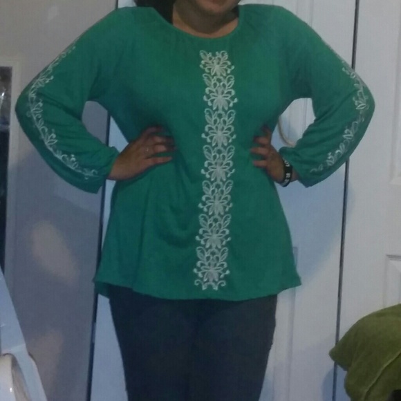 Green Cute tunic, Bnwt - Picture 4 of 4