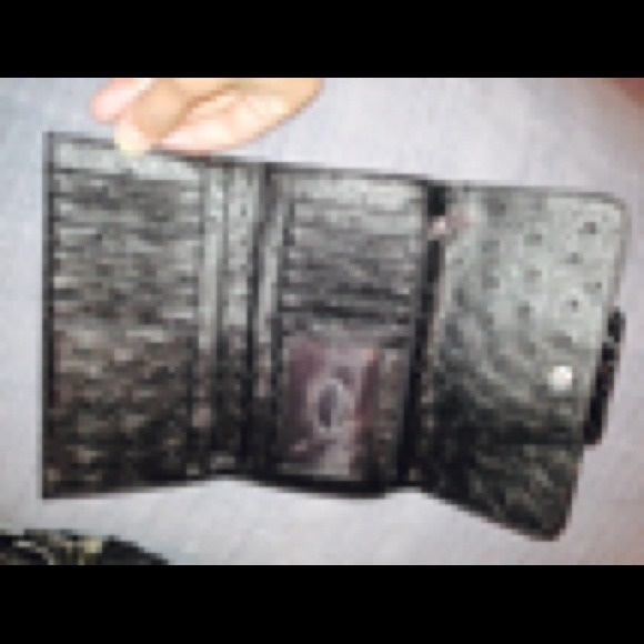 Guess black leather wallet - Picture 3 of 4