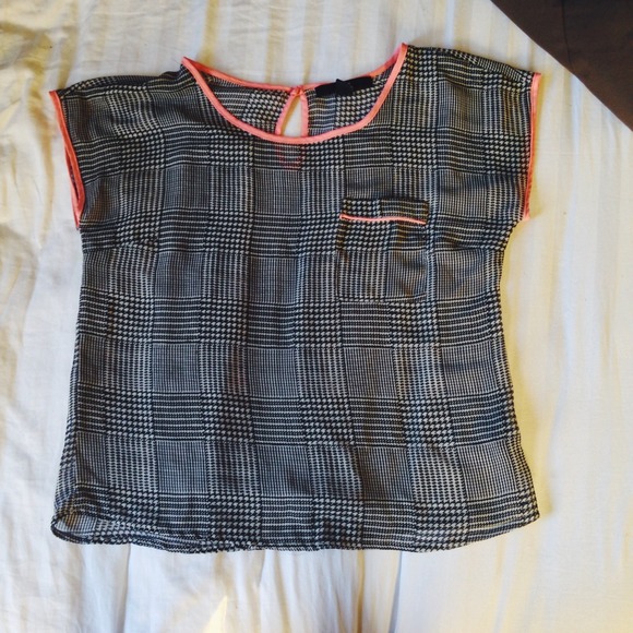 Forever 21 houndstooth sheer blouse
