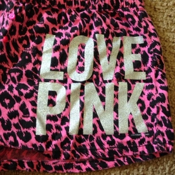 ❌SOLD!!!❌ Victoria's Secret cheetah shorts - Picture 2 of 4