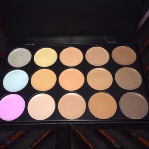 Contouring foundation shades