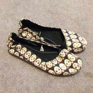 Madlove Sugar Skull flats