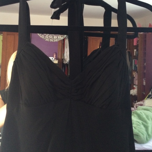 Black house white market dress