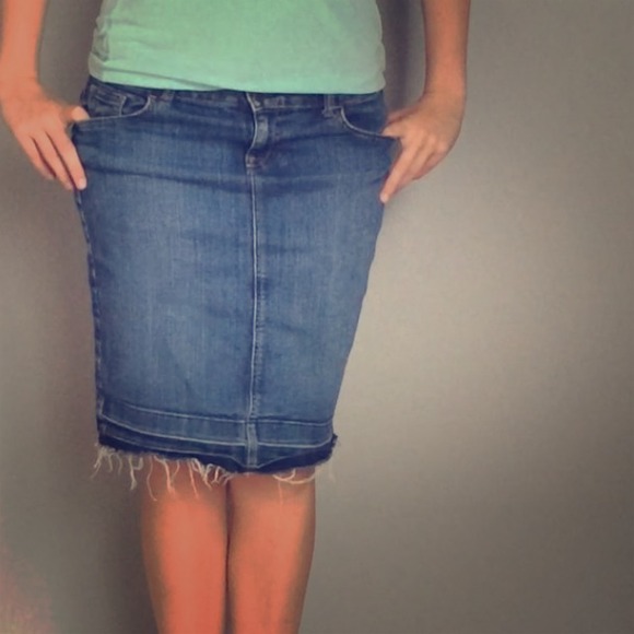 Denim fray skirt!