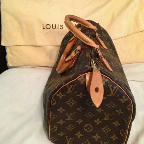 Authentic LV Speedy 30 - Picture 1 of 2