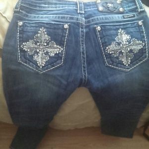 Buckle miss me jeans