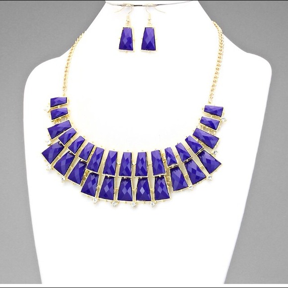 necklace - Picture 1 of 2