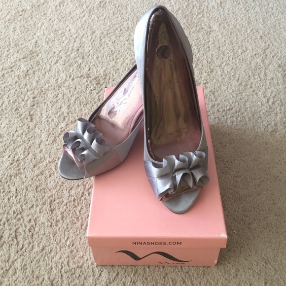 Nina Brand size 11 Heels