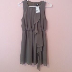 Sage/green Dress with elegant ruffle on front