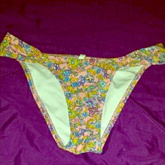 Bikini bottoms