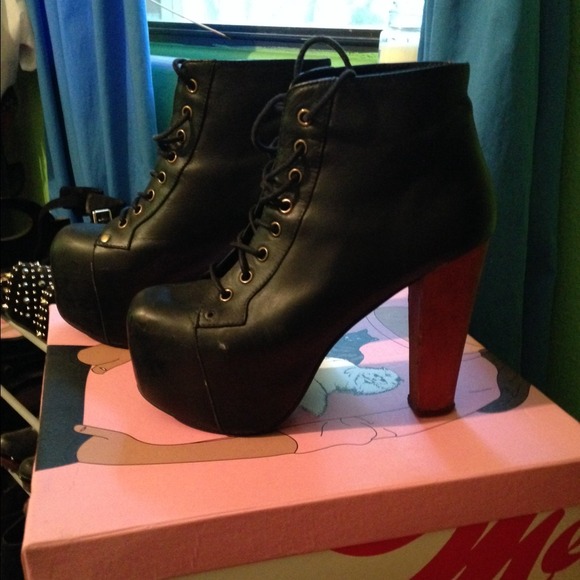 Jeffery Campbell Distressed Lita size 6.5 with box