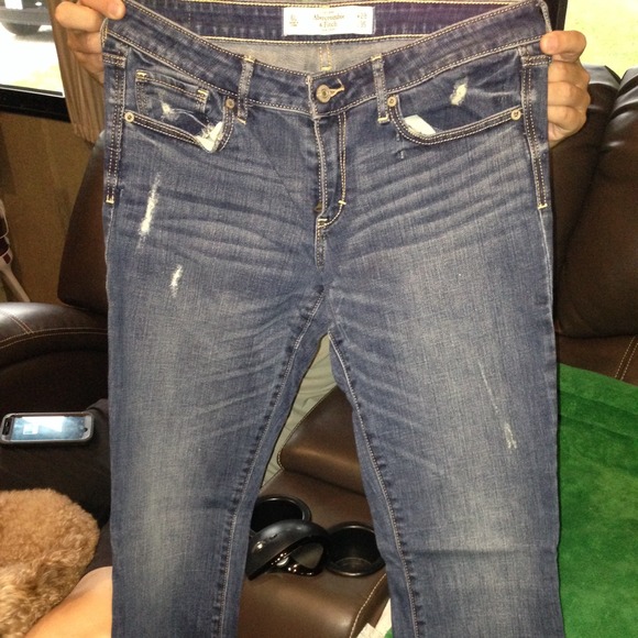 Abercrombie & Fitch jeans - Picture 3 of 4