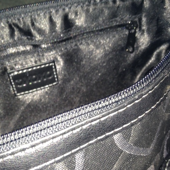 A purse! 💥10% off!💥 - Picture 3 of 4