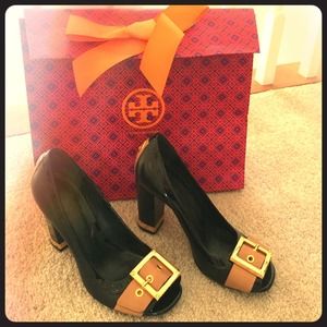 Tory Burch heels size 6!