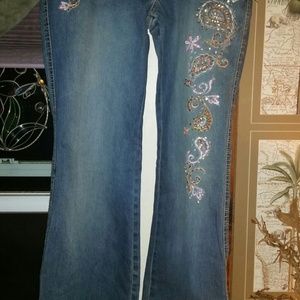 Decorative jeans ** bling. **
