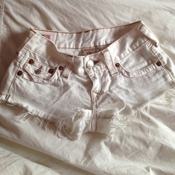 SOLD True Religion White Joey Short