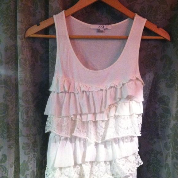 Cream sleeveless dressy tank