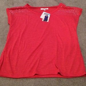 Pink shirt with studded sleeves