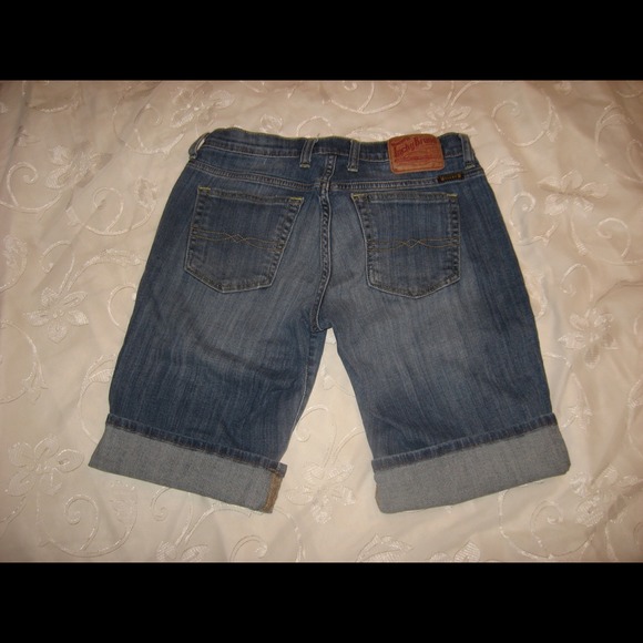 Bundled SOLD *** Lucky Brand Jean Shorts - Picture 3 of 4