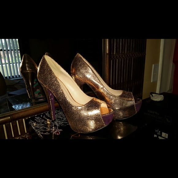 fancy dressy Shoe by Lillian