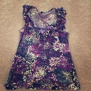 Express color burst, ruffle top!