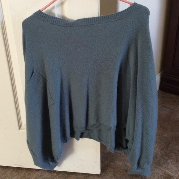 Sweatshirt