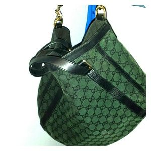 AUTHENTIC Gucci green cloth shoulder bag